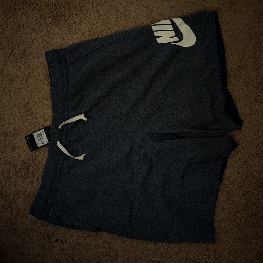 Size 4 XL Nike shorts